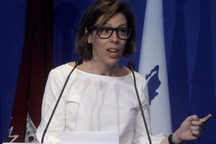 Cruce entre Alonso y Adorni por el&nbsp;PRO